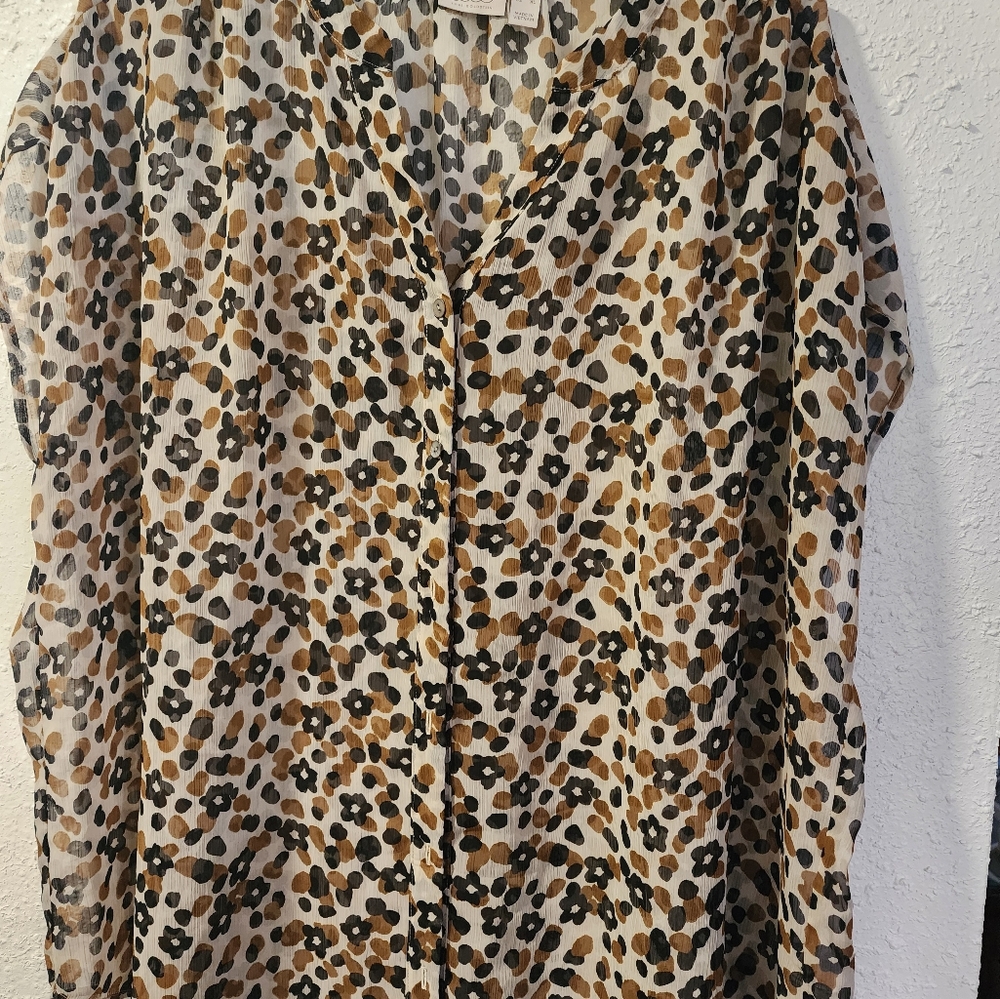 LOGO Lori Goldstein sleeveless blouse